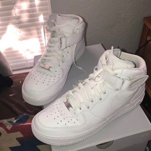 Nike Air Force 1 MID ‘07 (Men’s 10)